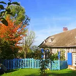 Bed & Breakfast Le Chant Des Fees Notre-Dame-de-Courson