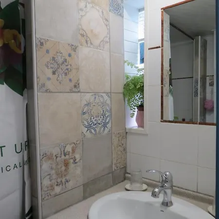 Le Chant Des Fees Frühstückspension 3*