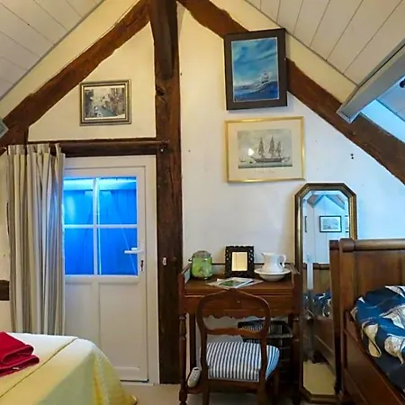 Bed & Breakfast Le Chant Des Fees Notre-Dame-de-Courson