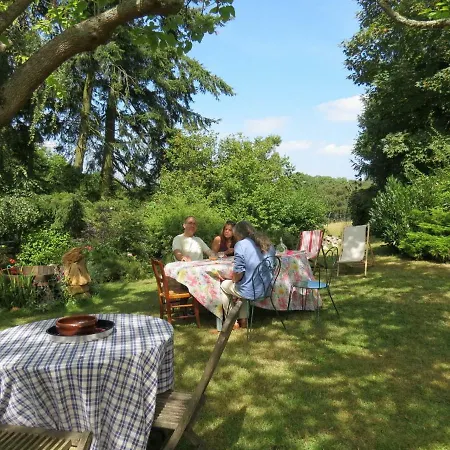 Le Chant Des Fees Notre-Dame-de-Courson