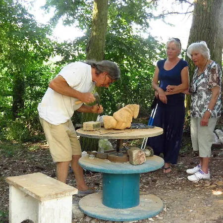 Bed & Breakfast Le Chant Des Fees 3*
