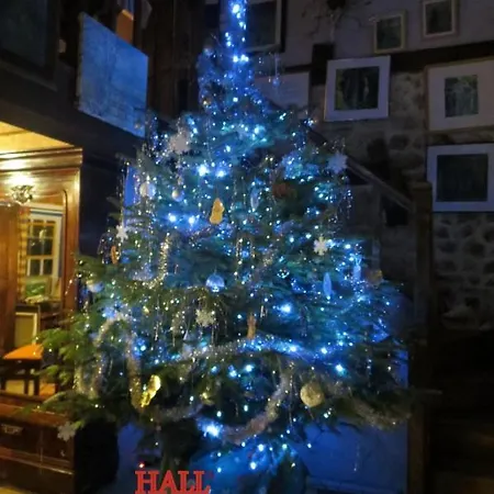 Le Chant Des Fees Frühstückspension