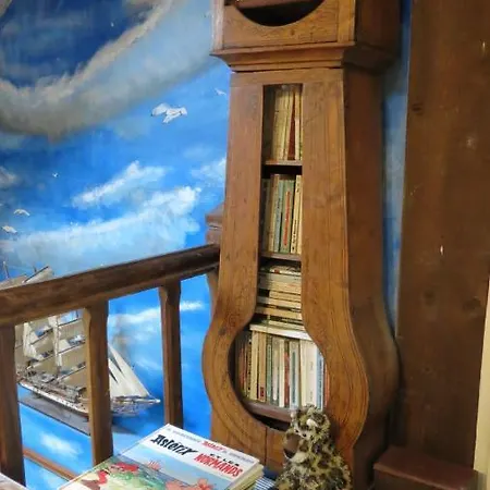 Frühstückspension Le Chant Des Fees 3*