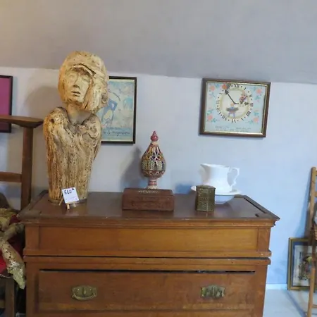 Frühstückspension Le Chant Des Fees 3*