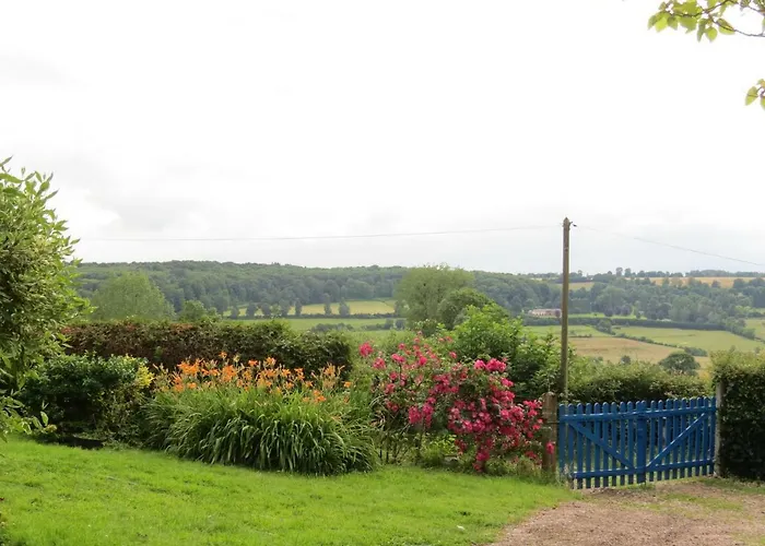 Nocleg ze śniadaniem Le Chant Des Fees 3*