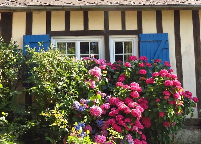 Le Chant Des Fees Nocleg ze śniadaniem 3*